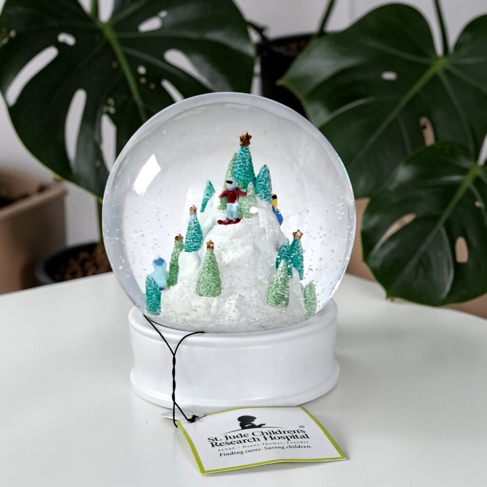 St Jude Children's Hospital Skiers Snow Globe Snowglobe with tag